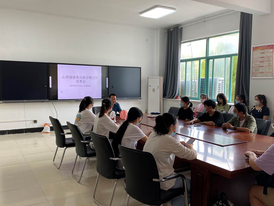 图示, 示意图

中度可信度描述已自动生成