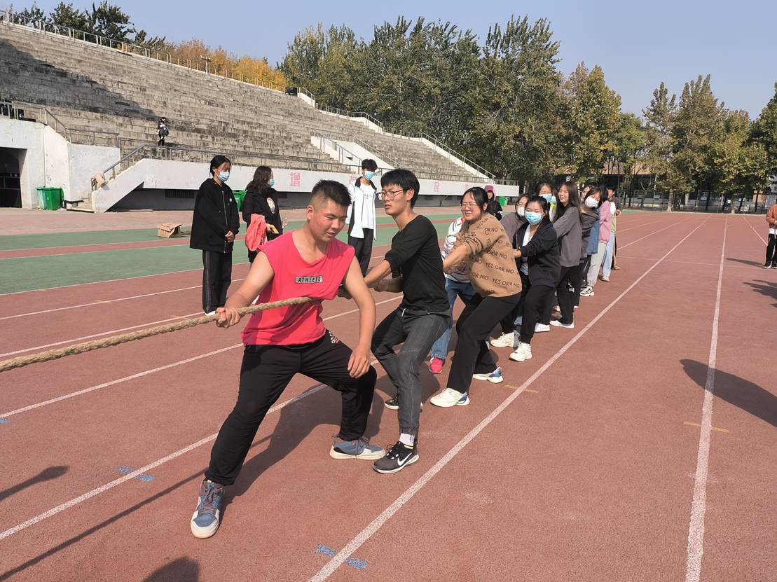 图示, 示意图

中度可信度描述已自动生成