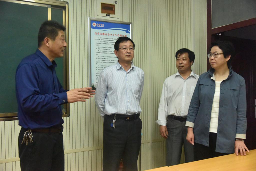 市教育局局长孔祥岩一行莅临我院指导工作-菏泽学院教师教育学院